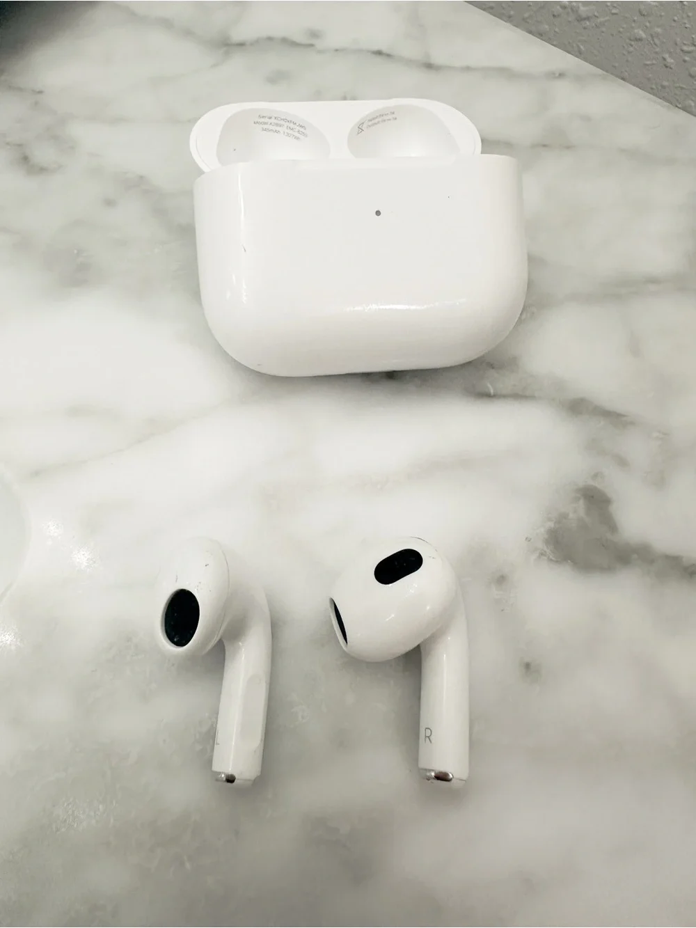 Apple AirPods 3rd Generation with Charging Case